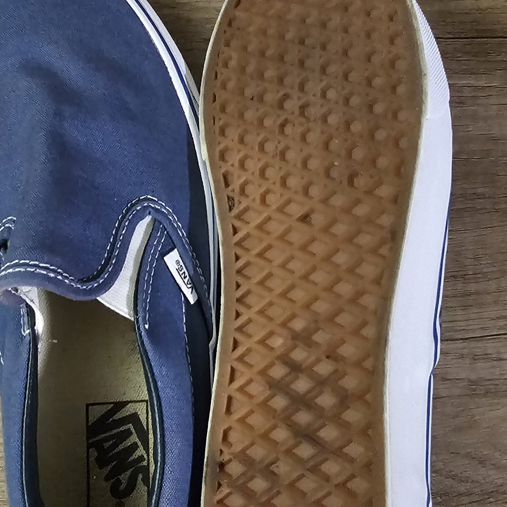 Vans - Picture 4 of 4